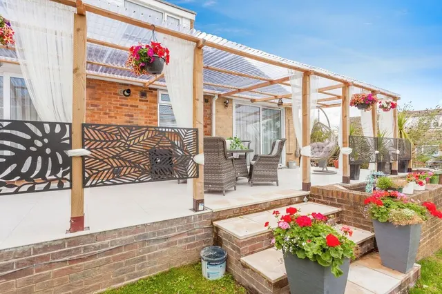 Photo 2 — Springhill Grove, Crofton, West Yorkshire, WF4