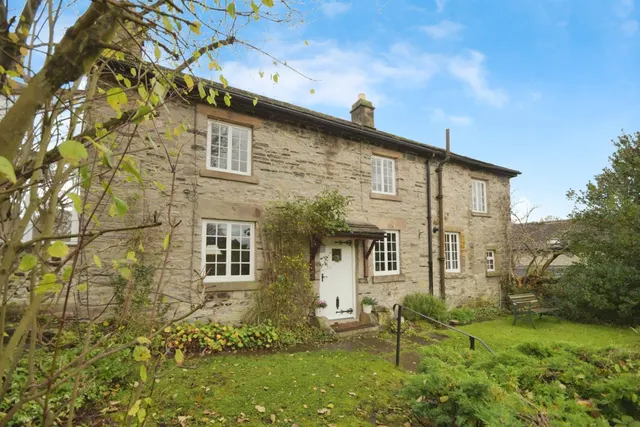 Monyash Road, Bakewell, photo 1