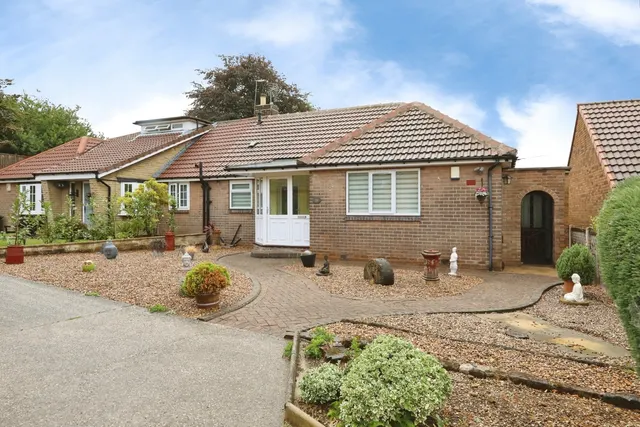 Photo 2 — Moorlands, Wickersley, Rotherham, South Yorkshire, S66