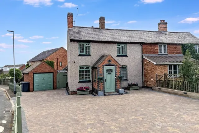 High Street, Stoke Golding, CV13, photo 1