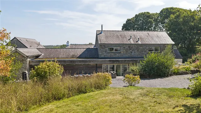 Mynydd Bodafon, Llannerch-y-Medd, LL71, photo 1