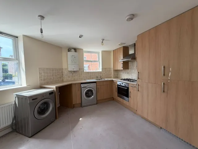 Photo 2 — Cambridge Way, Cullompton