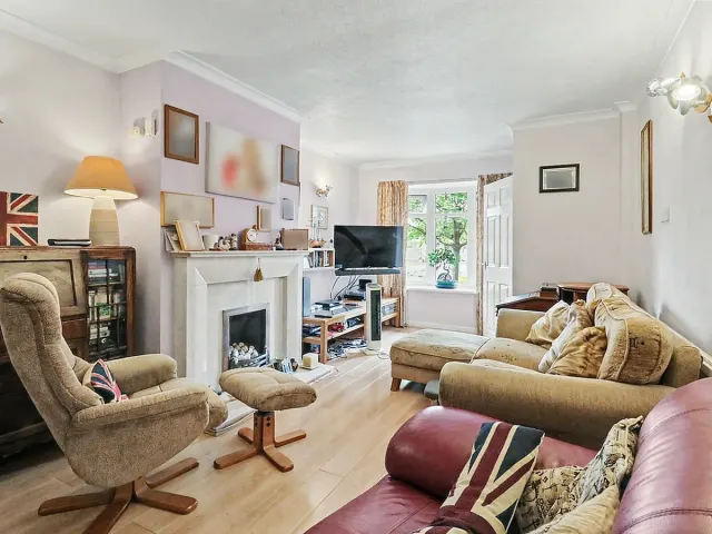 The Woodlands, Northwich, photo 3