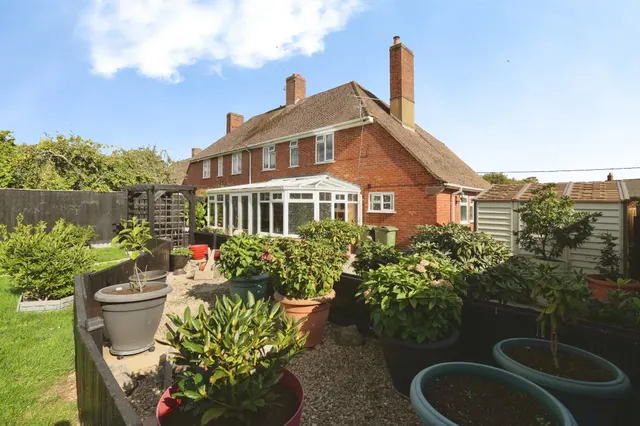 Parkhouse Road, Shipton Bellinger, SP9, photo 3