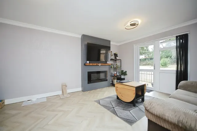 Lower Holway Close, Taunton, photo 1