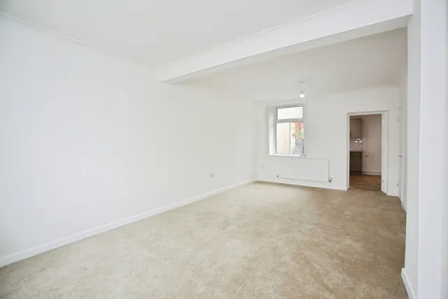 Old Street, Tonypandy, CF40, photo 3