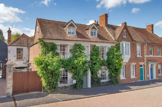High Street, West Malling, ME19, photo 1
