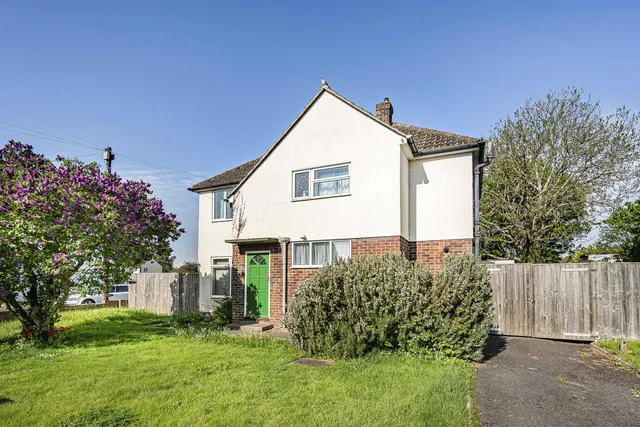 Blenheim Road, Kidlington, photo 1