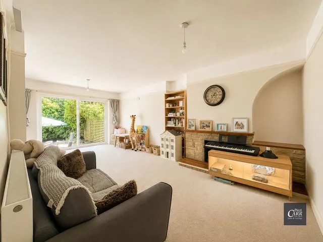 Lindrosa Road, Streetly, B74, photo 3
