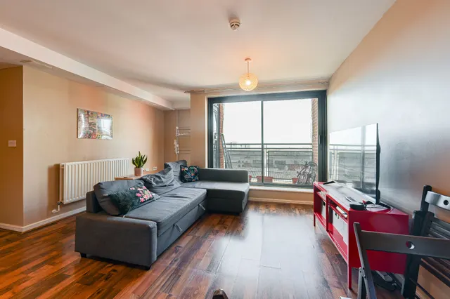 25 Bailey House, Berber Parade, London, photo 1