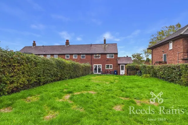 Wood Green, Leyland, PR25, photo 3