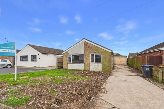 Chandlers Road, Whitnash, Leamington Spa, photo 1