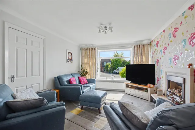 Gainsborough Close, Stapleford, NG9, photo 2