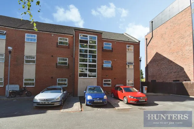 Montvale Gardens, Leicester, LE4 0BL, photo 1