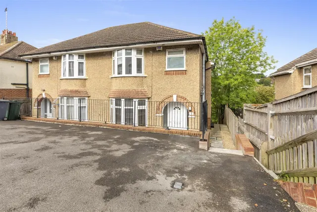 Colborne Road, High Wycombe, HP13, photo 1