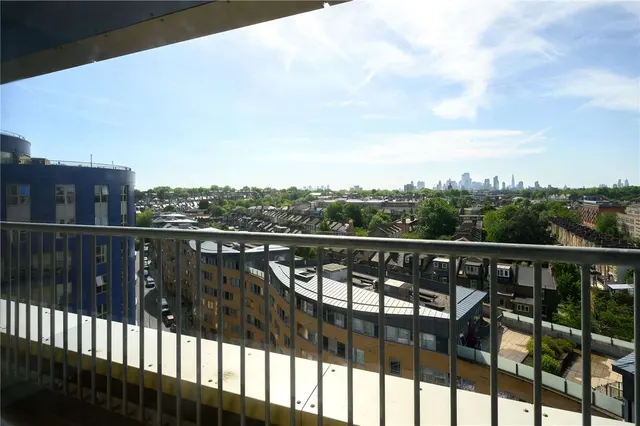 Photo 2 — Queensland Road, London, N7 7BY