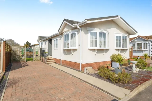 Appletree Close, Attleborough, Norfolk, NR17, photo 1