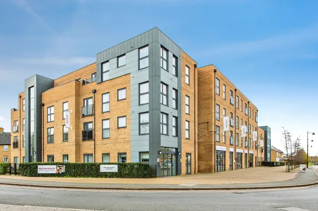 High Street, Great Cambourne, Cambridge, photo 1