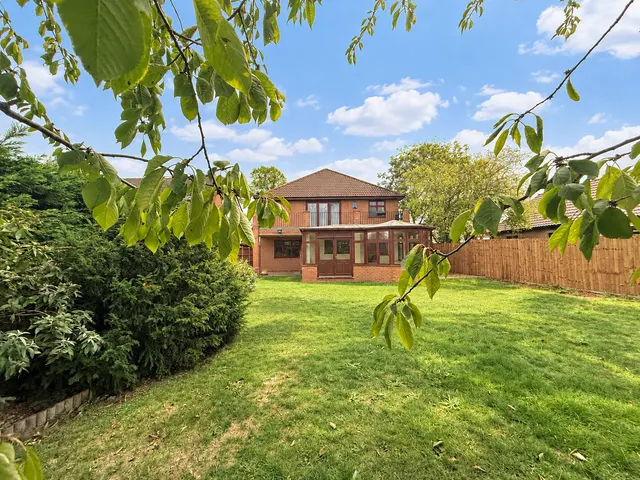 Eastfield Road, Peterborough, PE1, photo 1