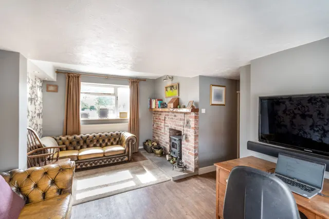 Main Street, Laneham, DN22, photo 2
