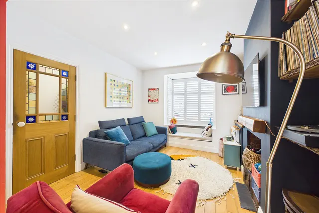 South Road, Horsell, GU21, photo 3