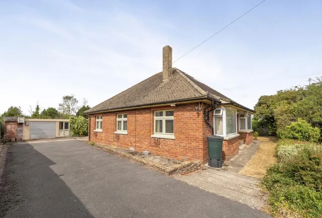 Kayte Lane, Bishops Cleeve, GL52, photo 1