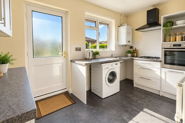 St. Edmunds Court, Grantham, NG31, photo 3