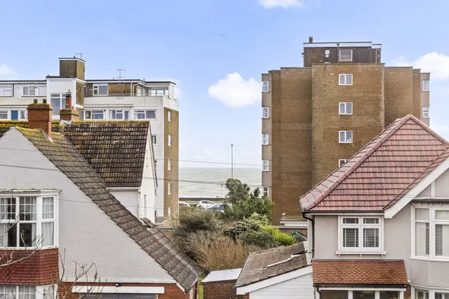 Bath Road, Worthing, BN11, photo 2