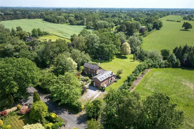 Trouthall Lane, Plumley, WA16, photo 1