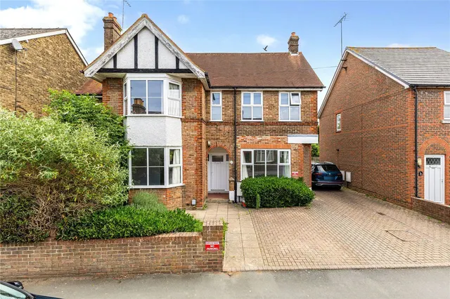 Anyards Road, Cobham, Surrey, KT11, photo 1