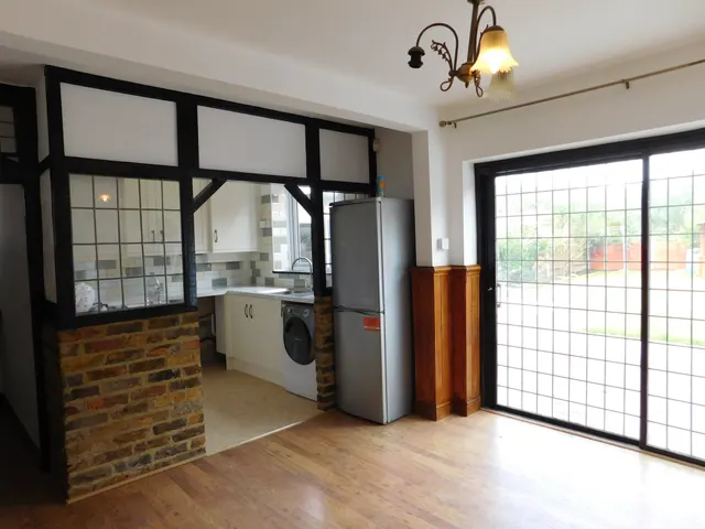 Photo 3 — Bournemead Avenue, Northolt, Greater London, UB5 6PX