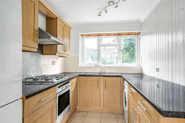 Constance Road, Twickenham, TW2, photo 3