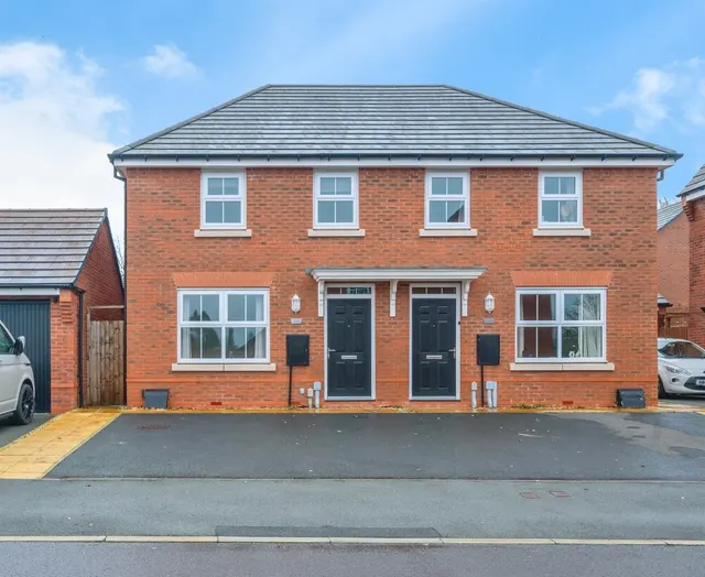Sorrel Close, Uttoxeter, photo 1