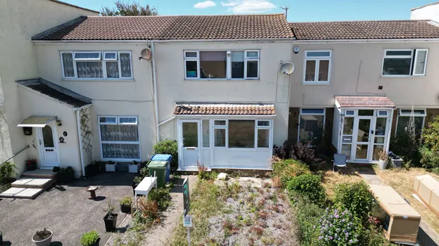 Seasalter Close, Warden Bay, ME12, photo 1