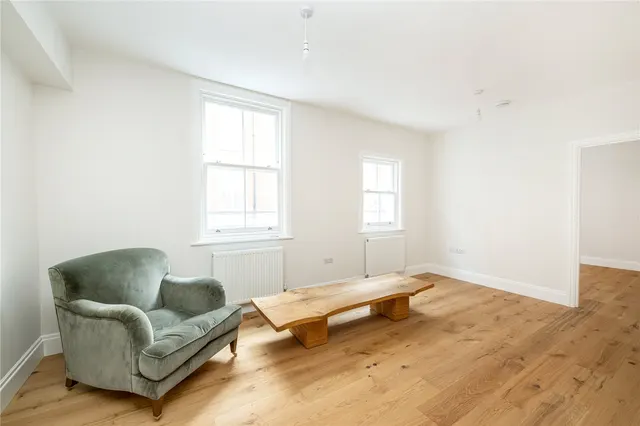 Phillimore Walk, Kensington, W8, photo 3