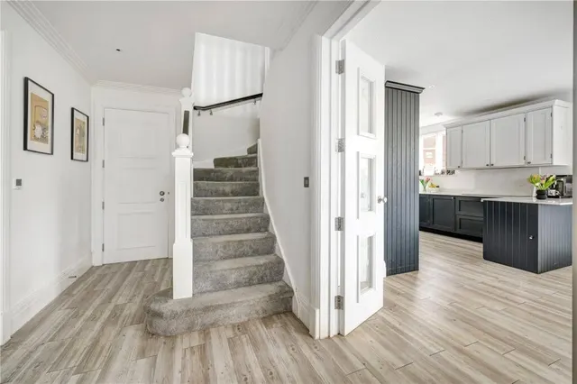 Photo 2 — Lushington Drive, Barnet, EN4 0FE
