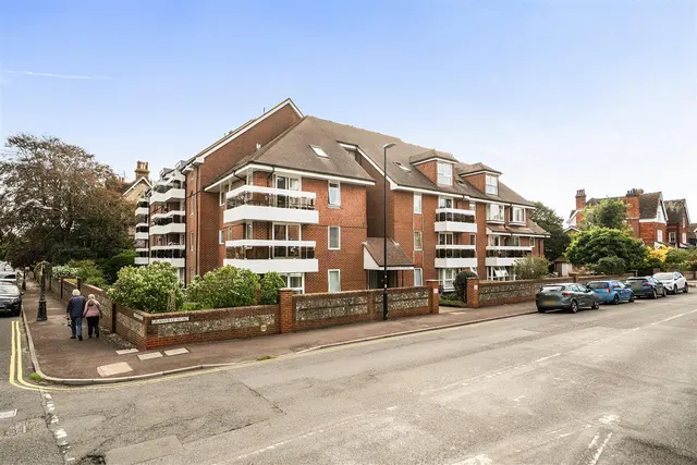 Granville Road, Eastbourne, BN20, photo 1