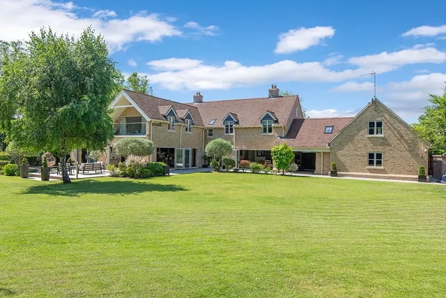 Sawtry Road, Glatton, PE28, photo 2