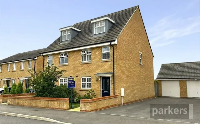 3 bedroom house, Thornbury Road, Eynsham, OX29