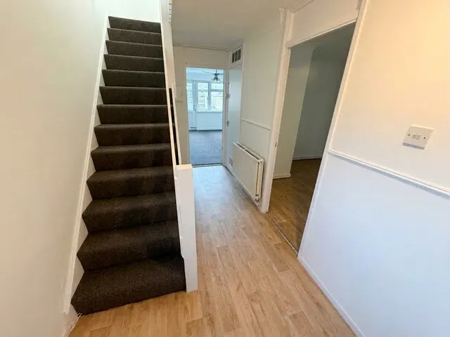 Burnmoor Close, Bletchley, MK2, photo 2