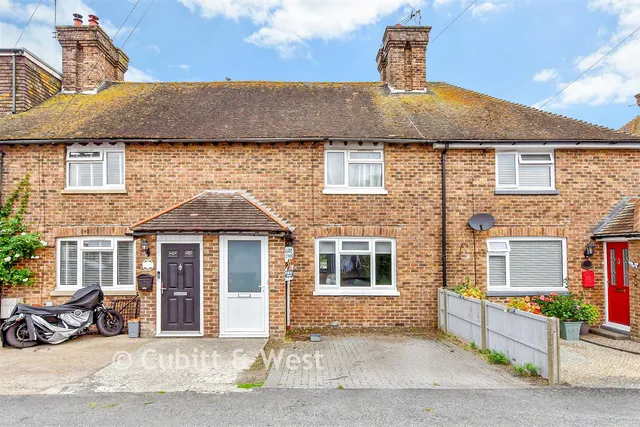 Fitzalan Road, Arundel, BN18, photo 1