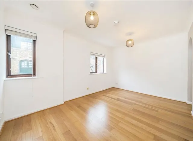 Prospect Place, E1W, photo 2