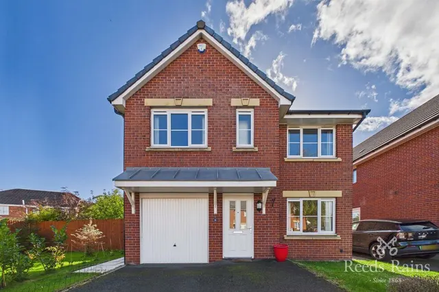Boreay Close, Middlewich, CW10, photo 1