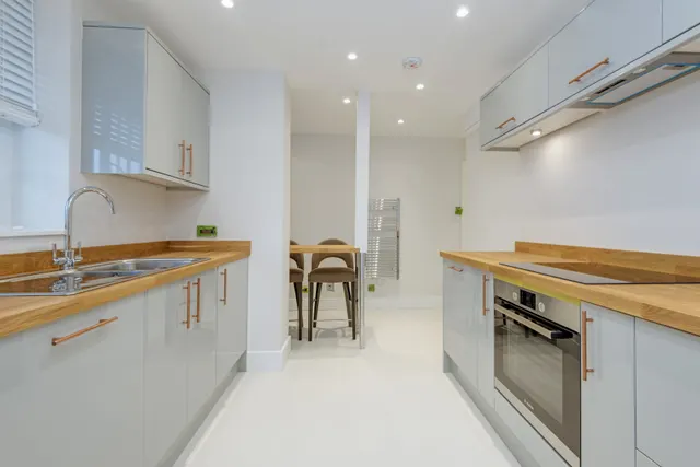 Photo 2 — South Lodge, Circus Road, St John's Wood, London, NW8