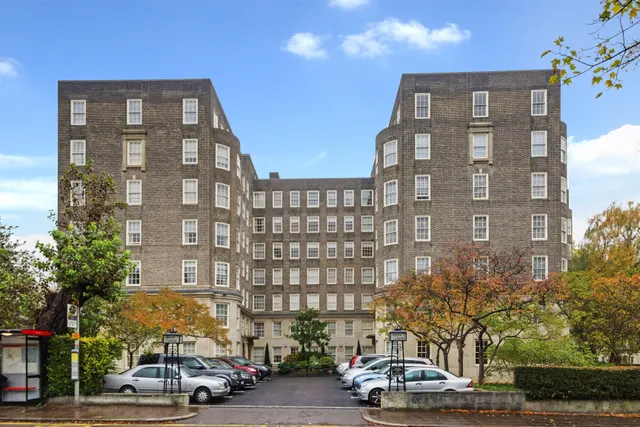 Photo 3 — South Lodge, Circus Road, St John's Wood, London, NW8