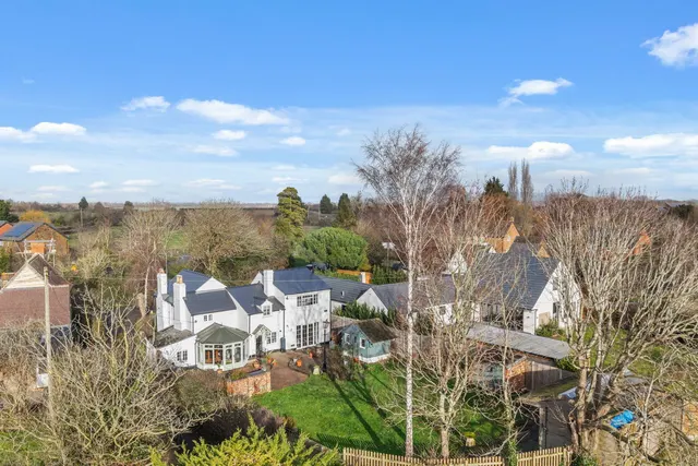 Swan Lane, Stoke Orchard, GL52, photo 2