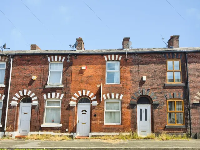Alexandra Street, Ashton-Under-Lyne, photo 1