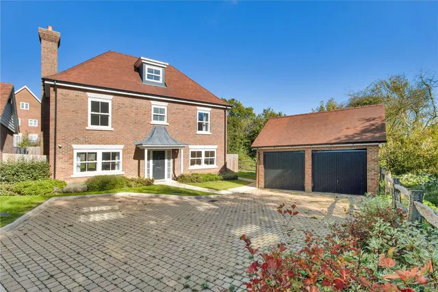 Rafferty Drive, Tunbridge Wells, TN2, photo 1