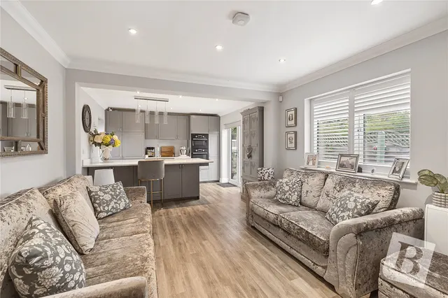 The Hoppitt, Moreton, CM5, photo 2