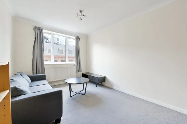 16 Waterford Court, Leeland Terrace, London, photo 1